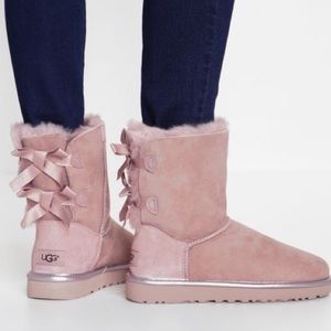 UGG BAILEY BOW II METALLIC DUSK BOOTS pink mauve 8 women’s shearling warm cozy